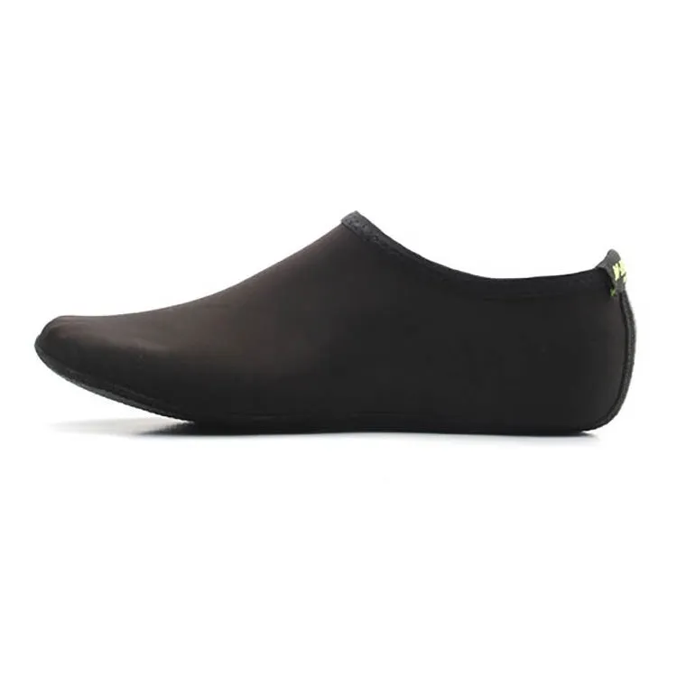 3mm Non-slip Rubber Embossing Texture Sole Solid Color Diving Shoes and Socks, One Pair, Size:S (Black)
