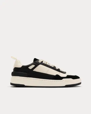 90's The Plateau Off-White / Black Low Top Sneakers