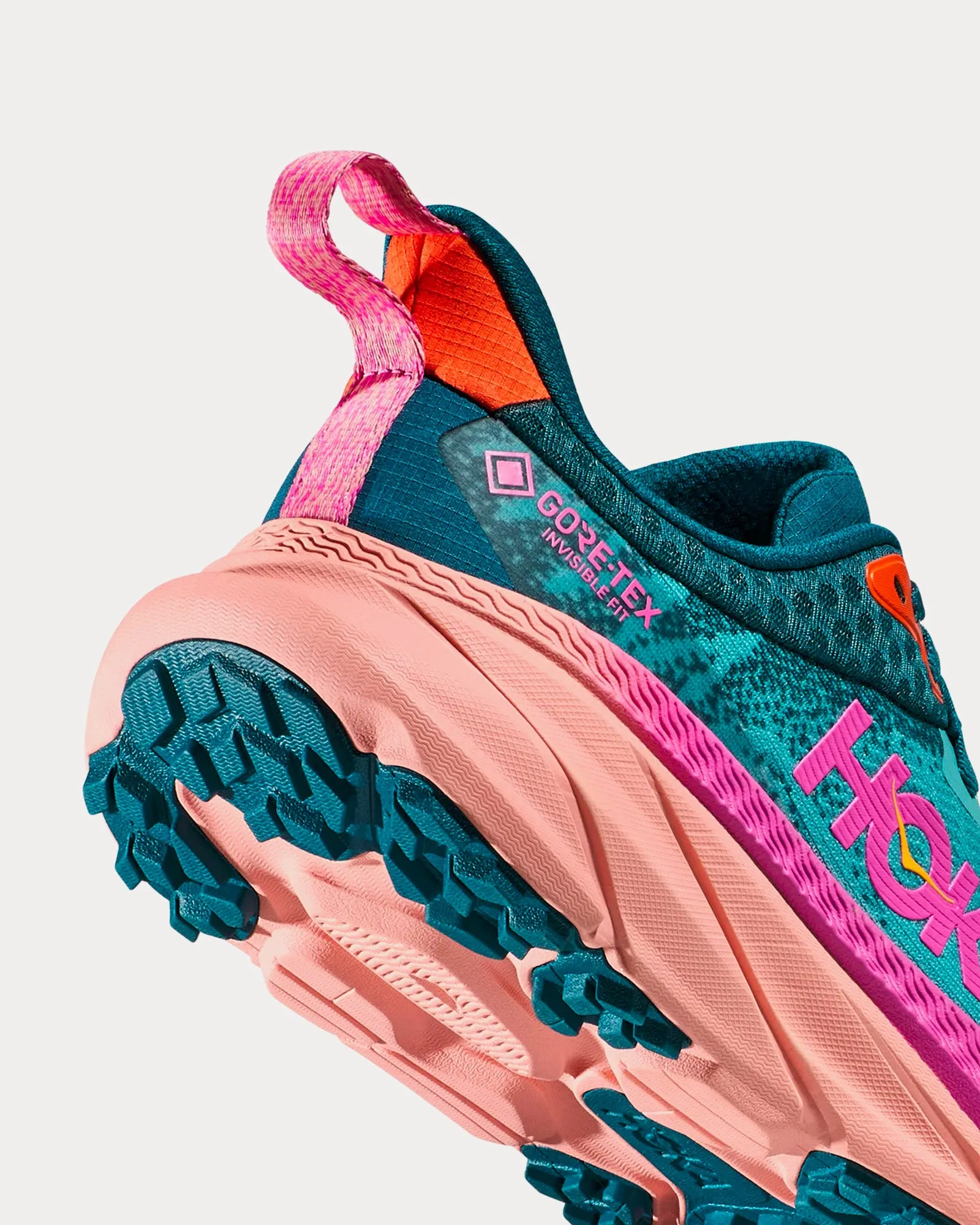 Challenger 7 GORE-TEX Ocean Mist / Deep Lagoon Running Shoes