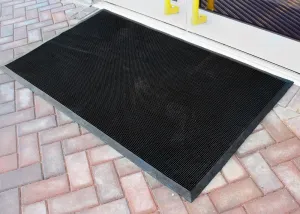 DirtTrap Rubber Outdoor Door Mat