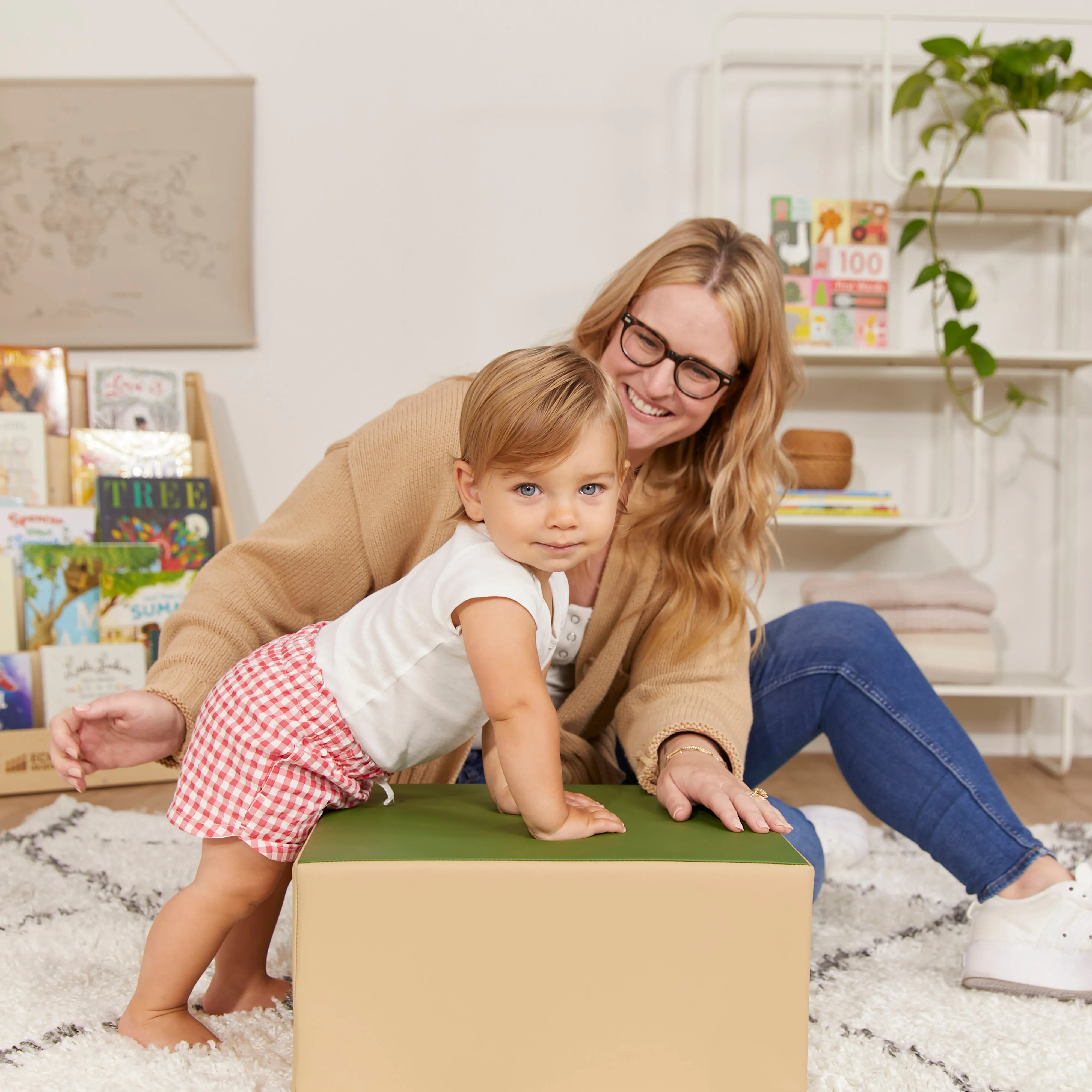 Junior Mix n' Match Pedestal, Beginner Playset