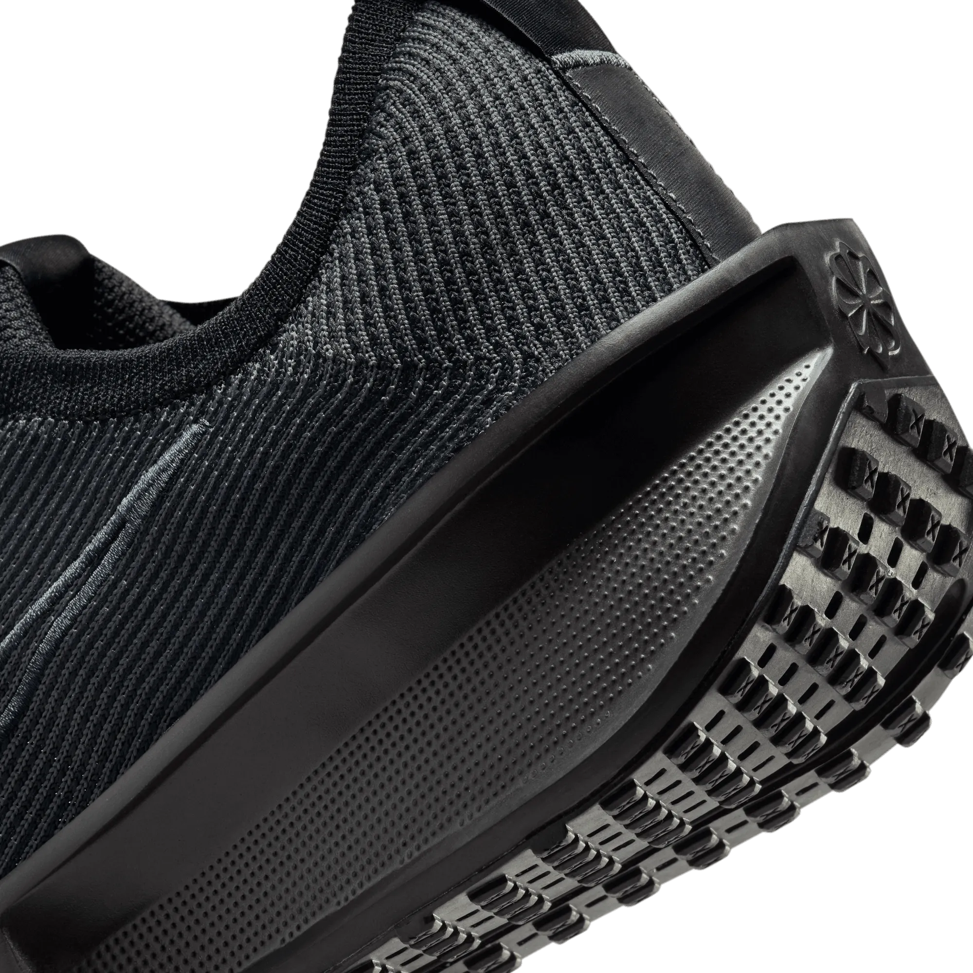 NIKE INTERACT RUN MEN'S ROAD RUNNING SHOES