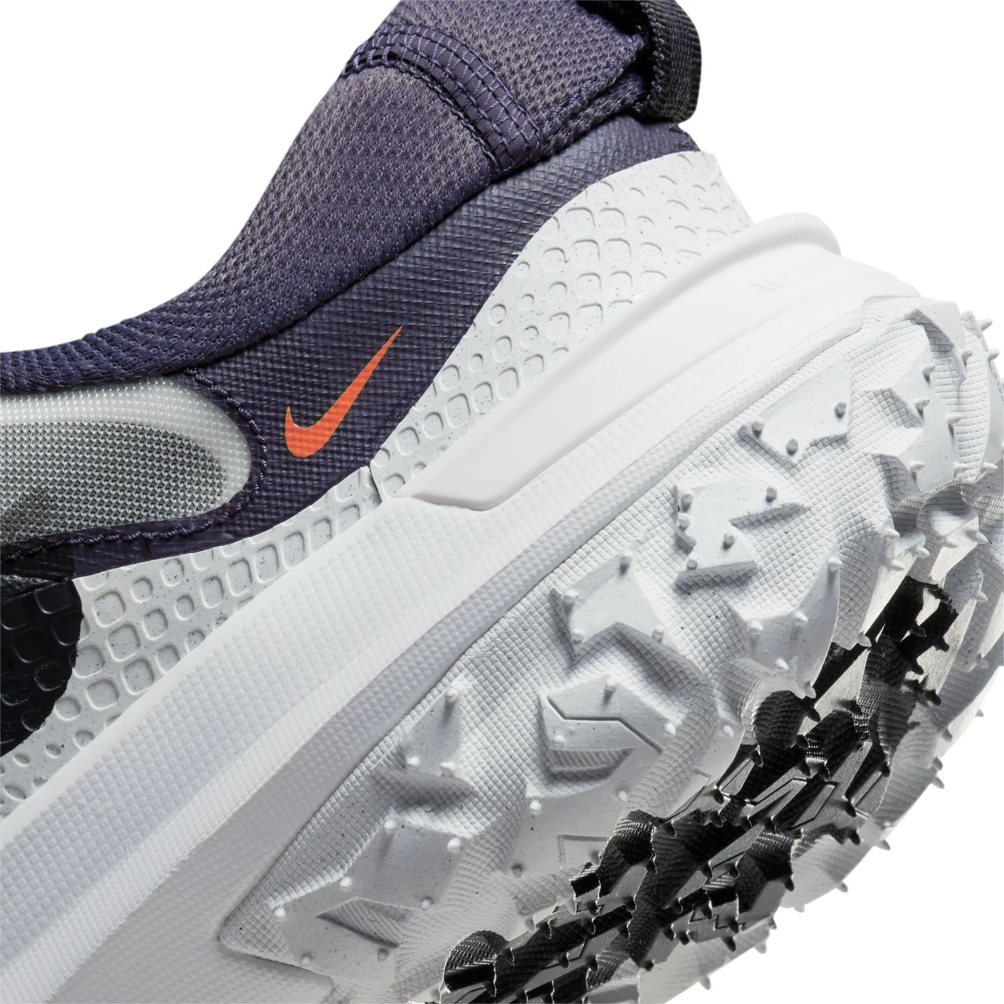 Nike Mens ACG Mountain Fly 2 Low Shoes