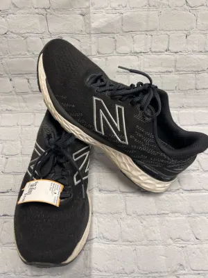 Size 12 Men's Black New Balance Tennis Shoe