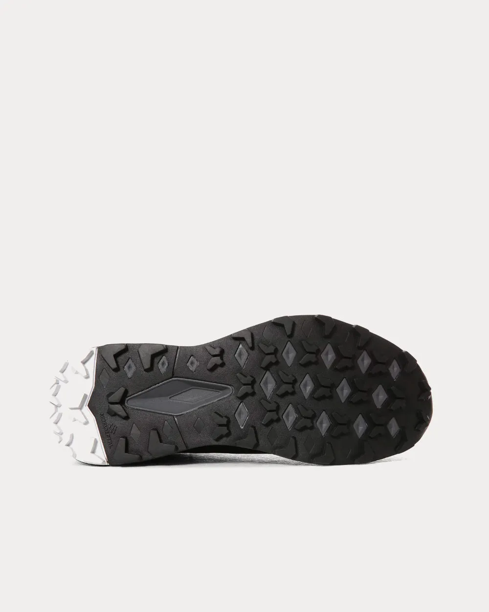 Vectiv™ Futurelight™ Infinite Reflect Black / Vanadis Grey Running Shoes