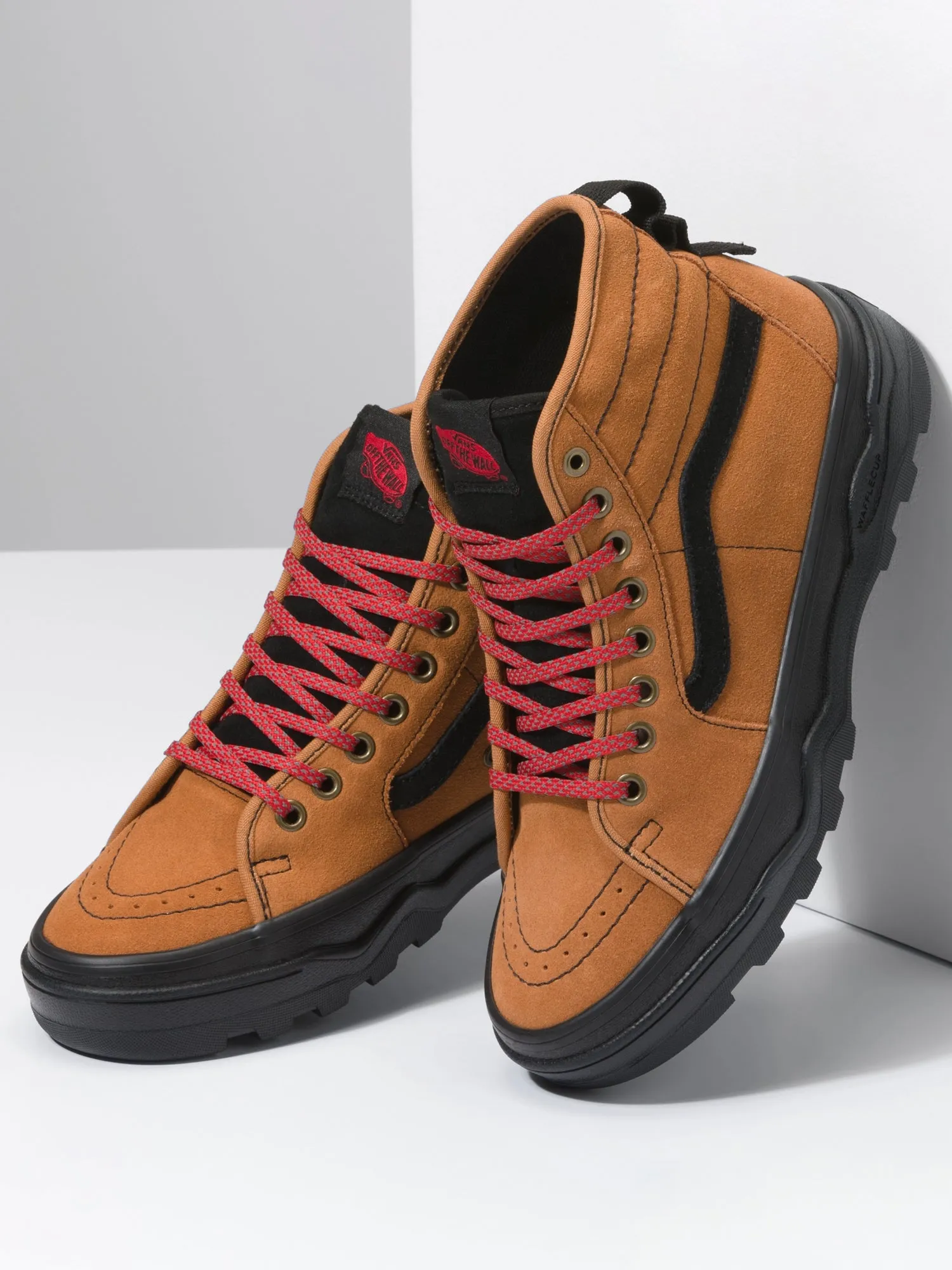 WOMENS VANS SENTRY SK8 HI WC - HIKER SUEDE - CLEARANCE